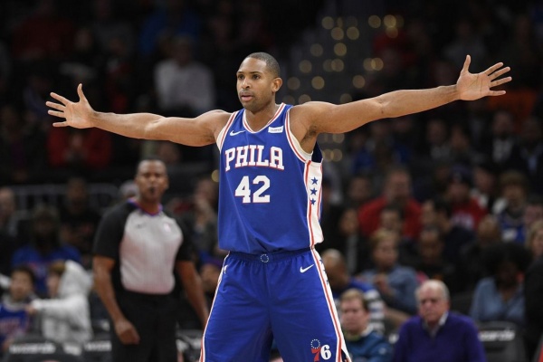 勇士2年1170万签下39岁霍福德，老将中锋成休赛期首笔引援